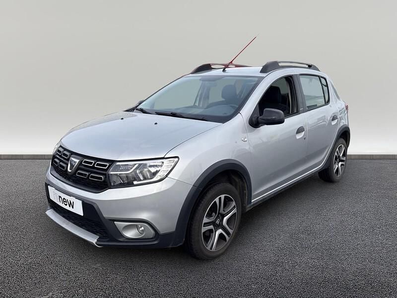 Occasion Dacia Sandero Stepway 2018 Gris Citadine