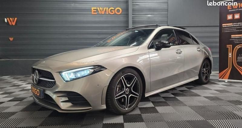 Beige Utilisé 2020 Mercedes A150 AMG line Berline | 27 490 € - Image 1/4