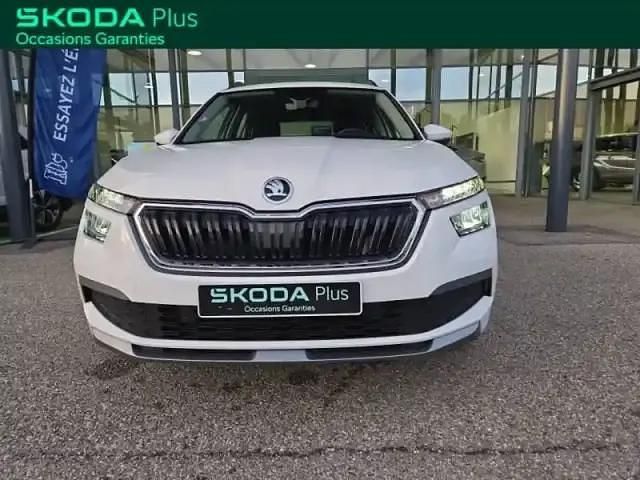 Occasion Skoda Kamiq Ambition 110 ch (80 kW) 2022 Blanc métallisé SUV