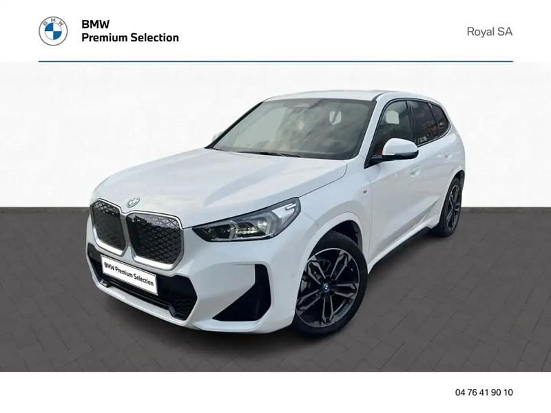 Blanc Utilisé 2024 BMW iX1 M Sport SUV | 39 900 € - Image 1/4