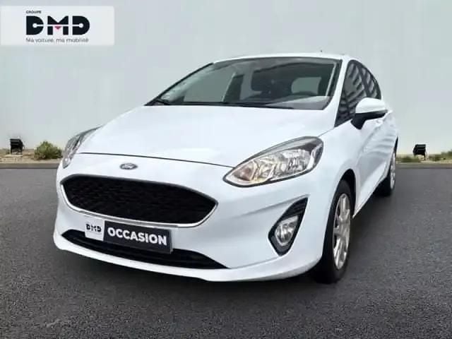 Blanc glacier Occasion 2019 Ford Fiesta Trend Berline | 11 490 € (Prix juste) - Image 1/4