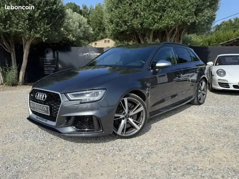 Gris Utilisé 2017 Audi RS3 Sportback Sport Citadine | 41 450 € (Prix juste) - Image 1/4