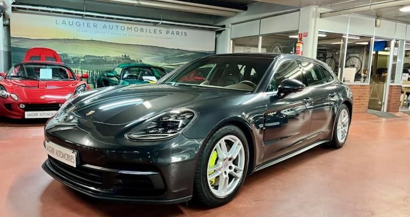 Utilisé 2018 Porsche Panamera Sport Turismo Berline | 68 000 € - Image 1/4