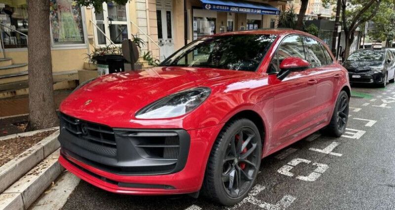 Utilisé 2021 Porsche Macan Turbo SUV | 85 900 € (Prix assez cher) - Image 1/4
