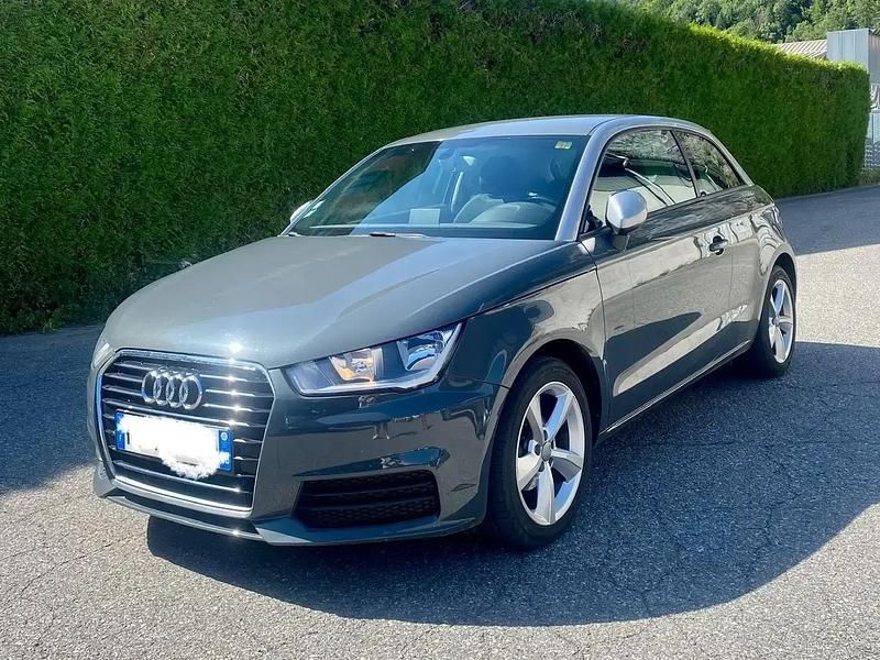 Gris Occasion 2015 Audi A1 Ambiente Citadine | 10 800 € (Prix juste) - Image 1/4