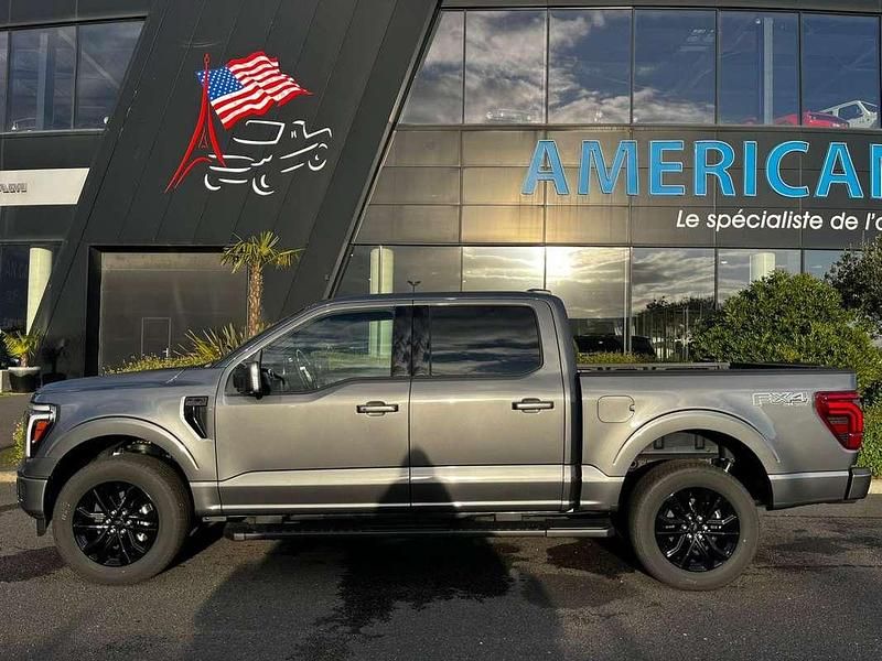 Nouvelle Ford V8 Lariat 2025 Gris SUV