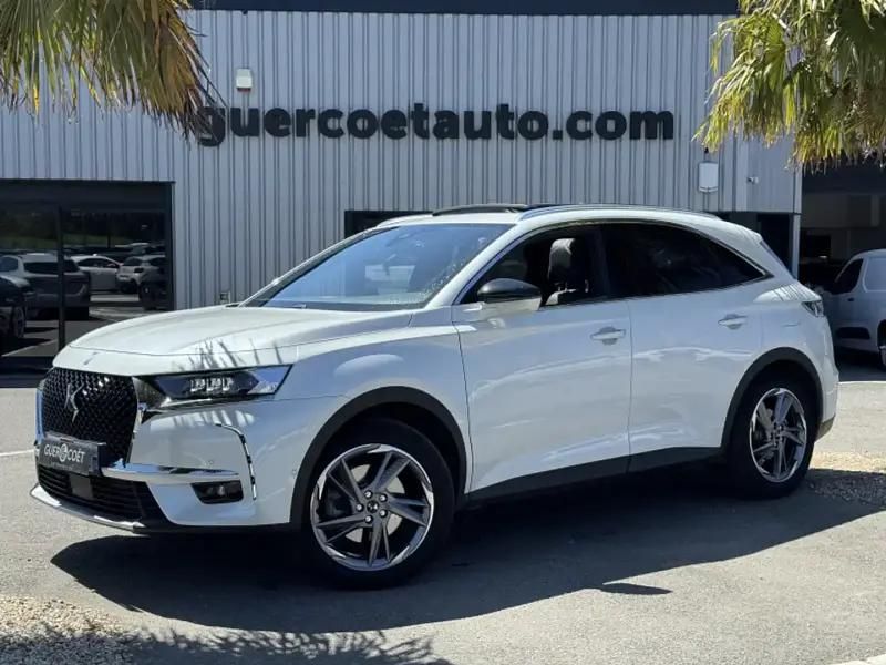 Blanc Utilisé 2022 DS Automobiles DS7 Crossback Rivoli SUV | 29 990 € (Prix juste) - Image 1/4