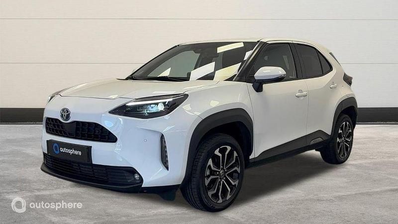 Blanc Utilisé 2022 Toyota Yaris Cross Design SUV | 22 990 € (Prix juste) - Image 1/4