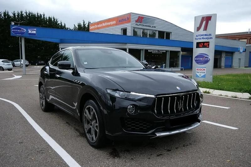 Noir Occasion 2016 Maserati Levante SUV | 41 990 € (Prix cher) - Image 1/4