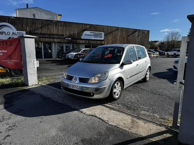 Gris Utilisé 2005 Renault Scénic II Dynamique Monospace | 4 990 € - Image 1/4