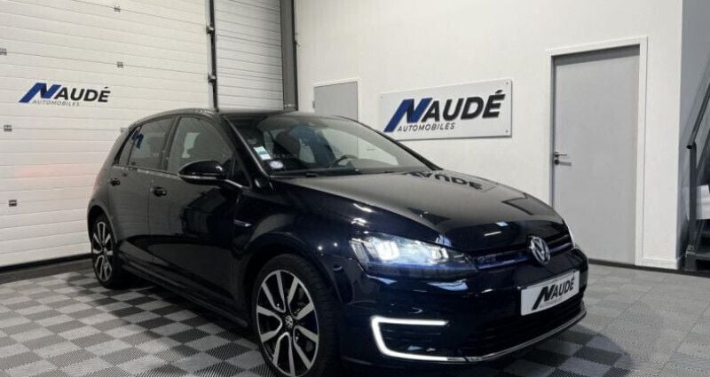 Utilisé 2017 VW Golf VII GTE Berline | 16 490 € (Prix juste) - Image 1/4