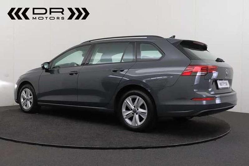 Occasion VW Golf VIII Life 131 ch (96 kW) 2021 Gris Break