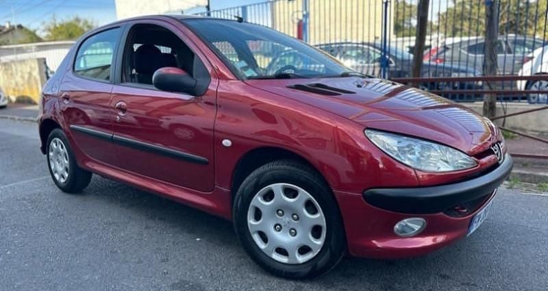 Utilisé 2004 Peugeot 206 Citadine | 3 990 € (Prix juste) - Image 1/4