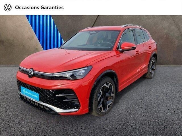 Rouge Utilisé 2024 VW Tiguan R-line SUV | 43 590 € (Prix cher) - Image 1/4