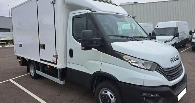Nouvelle 2025 Iveco Daily | 76 200 € - Image 1/4