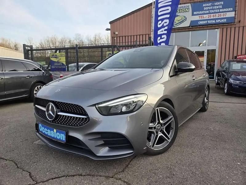 Gris Occasion 2019 Mercedes 200 AMG line Citadine | 24 900 € (Super prix) - Image 1/4