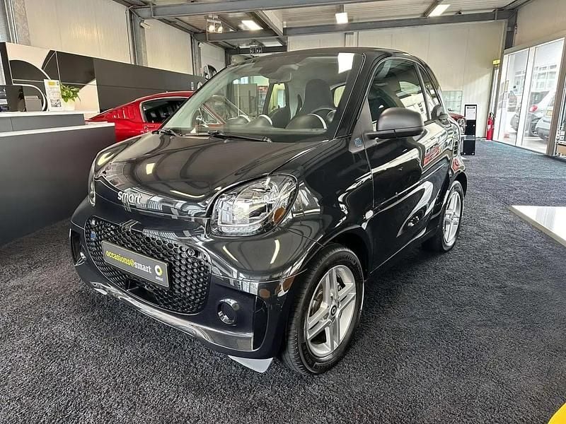 Noir Utilisé 2020 Smart ForTwo Electric Drive Coupé | 9 900 € - Image 1/4