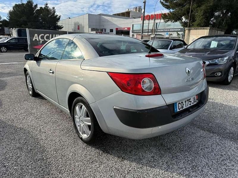 Occasion Renault Mégane Cabriolet Authentique 117 ch (86 kW) 2004 Vert Cabriolet