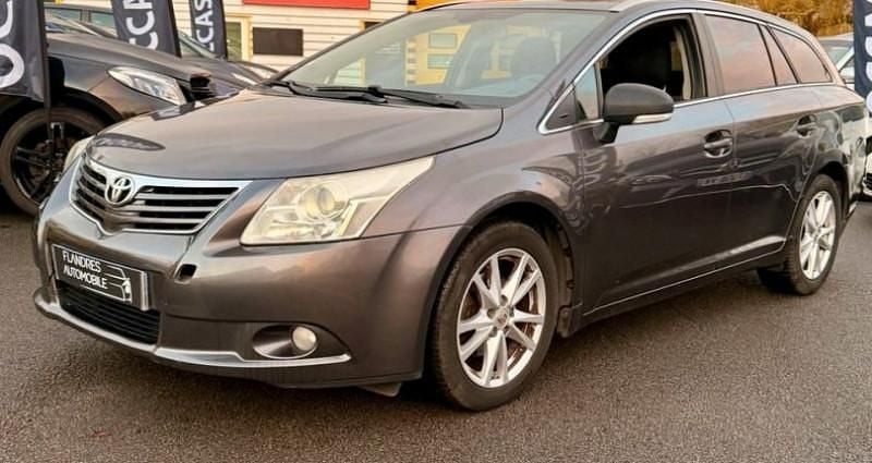 Gris Occasion 2011 Toyota Avensis Active Break | 4 990 € - Image 1/4