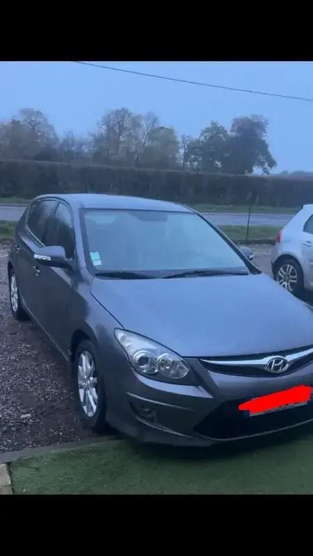 Utilisé 2010 Hyundai i30 Edition Berline | 7 000 € - Image 1/4