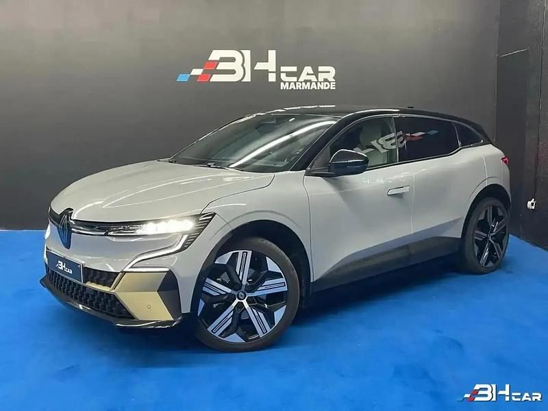 Occasion 2022 Renault Mégane Iconic Berline | 23 990 € (Prix juste) - Image 1/4