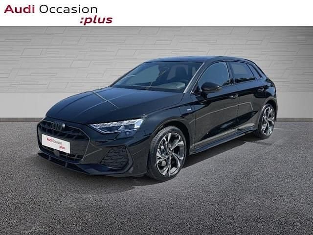 Noir mythic métallisé Utilisé 2025 Audi A3 Sportback e-tron S-Line Citadine | 50 900 € - Image 1/4