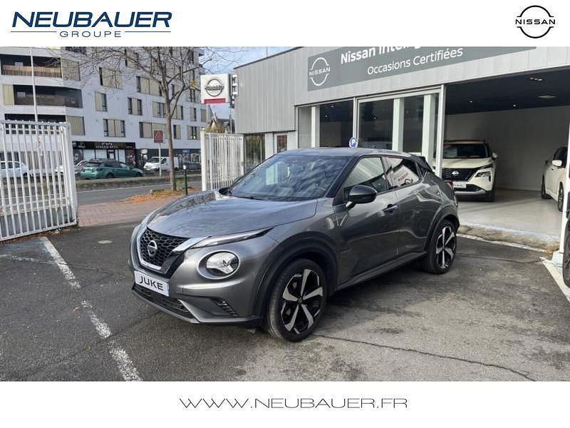Gris squale métallisé Utilisé 2021 Nissan Juke Tekna SUV | 18 490 € (Prix juste) - Image 1/4