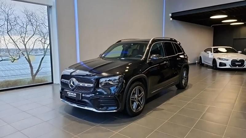 Noir Occasion 2024 Mercedes GLB200 AMG line SUV | 43 990 € (Prix juste) - Image 1/4