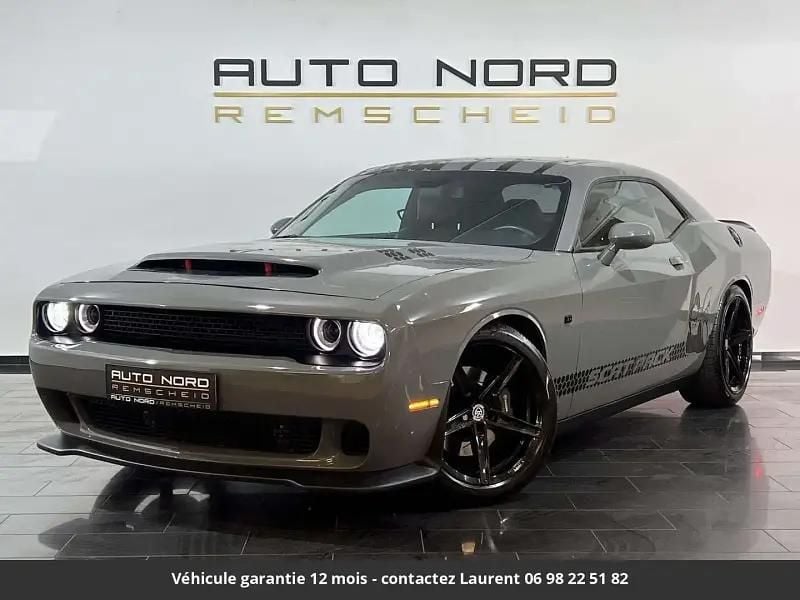 Gris Utilisé 2016 Dodge Challenger Coupé | 34 900 € (Prix juste) - Image 1/4