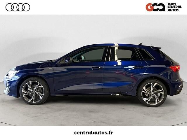 Occasion Audi A3 S-Line 150 ch (110 kW) 2025 Bleu navarre métallisé Berline