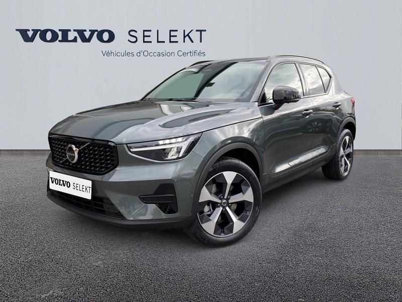 Vert Occasion 2025 Volvo XC40 Ultra SUV | 46 499 € (Prix cher) - Image 1/4