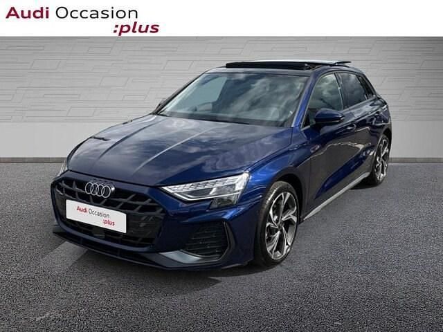 Bleu navarre métallisé Utilisé 2025 Audi A3 S-Line | 38 470 € (Prix cher) - Image 1/4