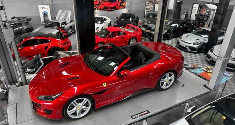 Utilisé 2020 Ferrari Portofino Coupé | 224 900 € - Image 1/4