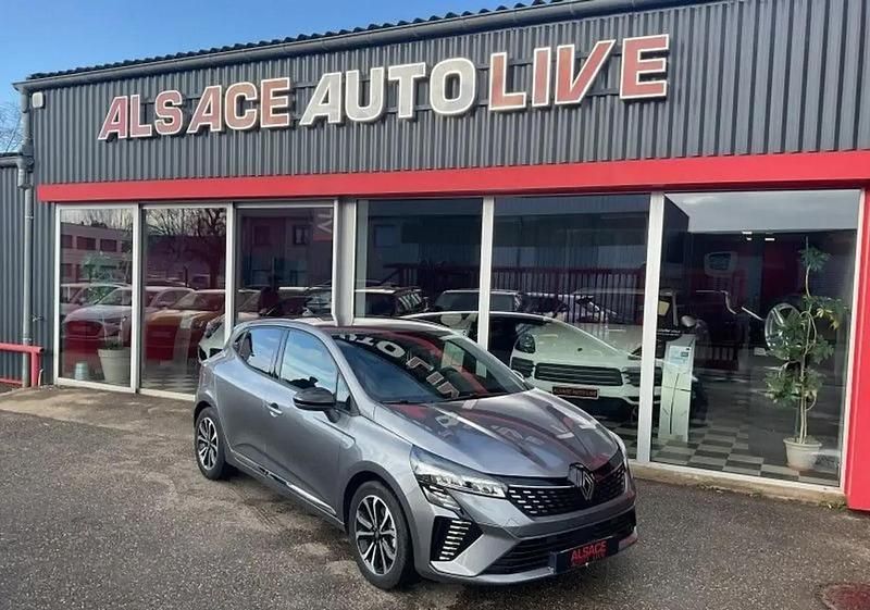 Occasion Renault Clio Evolution 144 ch (105 kW) 2024 Gris Citadine