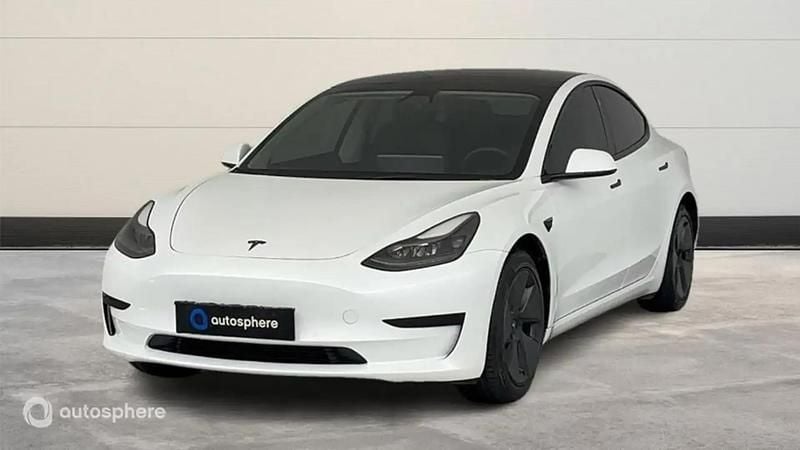 Utilisé 2021 Tesla Model 3 Standard Range Berline | 24 999 € (Prix juste) - Image 1/4