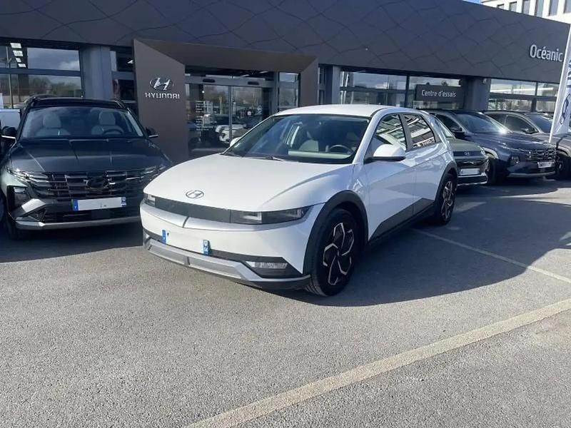 Blanc Utilisé 2022 Hyundai Ioniq 5 SUV | 28 990 € (Prix assez cher) - Image 1/4