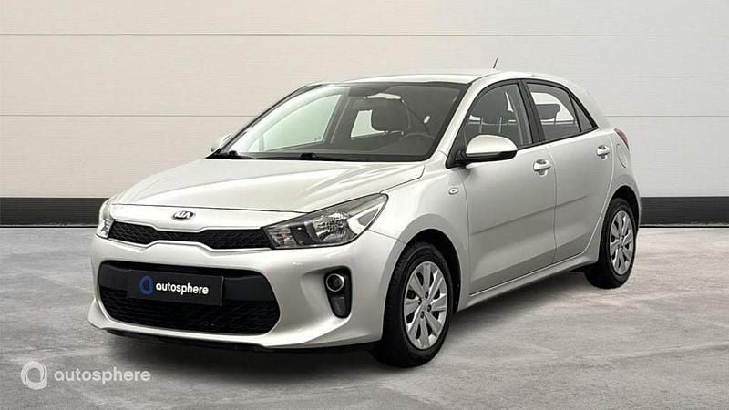 Gris Utilisé 2019 Kia Rio Active Berline | 12 799 € (Prix juste) - Image 1/4