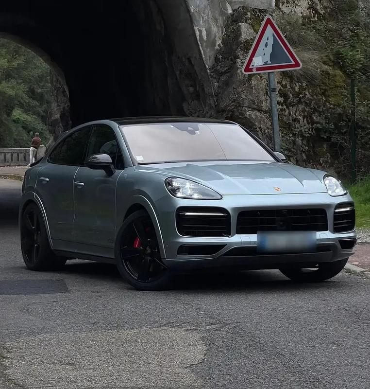 Occasion 2020 Porsche Cayenne Coupe Coupé | 55 000 € - Image 1/4