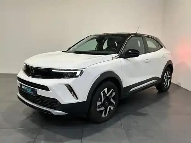 Blanc jade/toit noir perla nera métal Occasion 2021 Opel Mokka-e Elegance SUV | 19 990 € (Prix cher) - Image 1/4