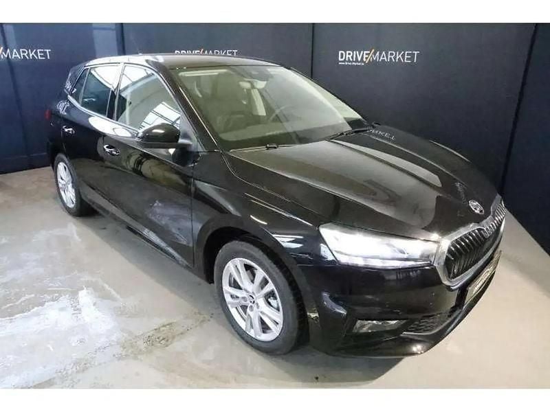 Noir Occasion 2024 Skoda Fabia Selection Berline | 23 480 € (Prix assez cher) - Image 1/4