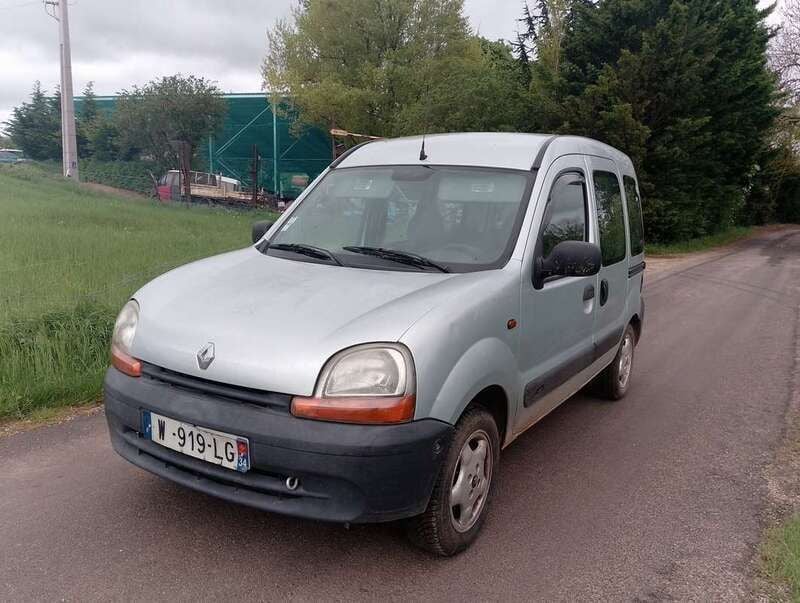 Image 3/4