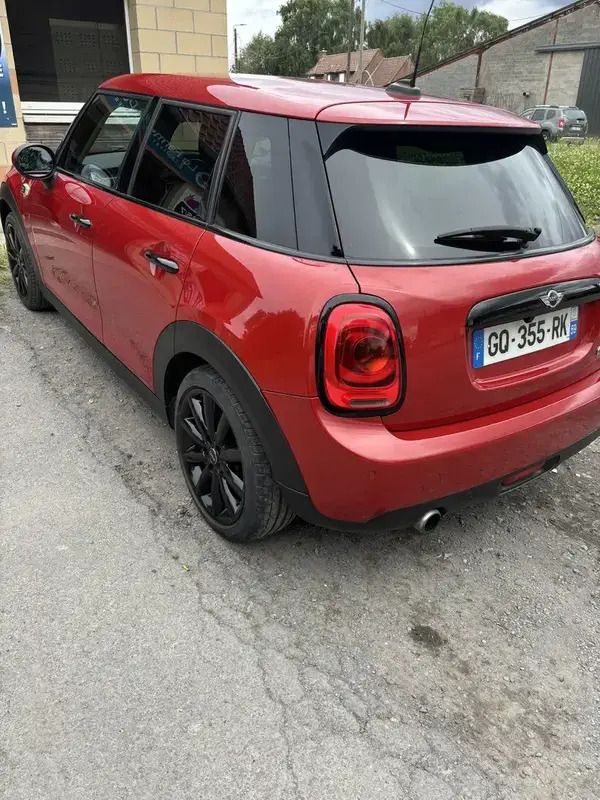 Image 2/4