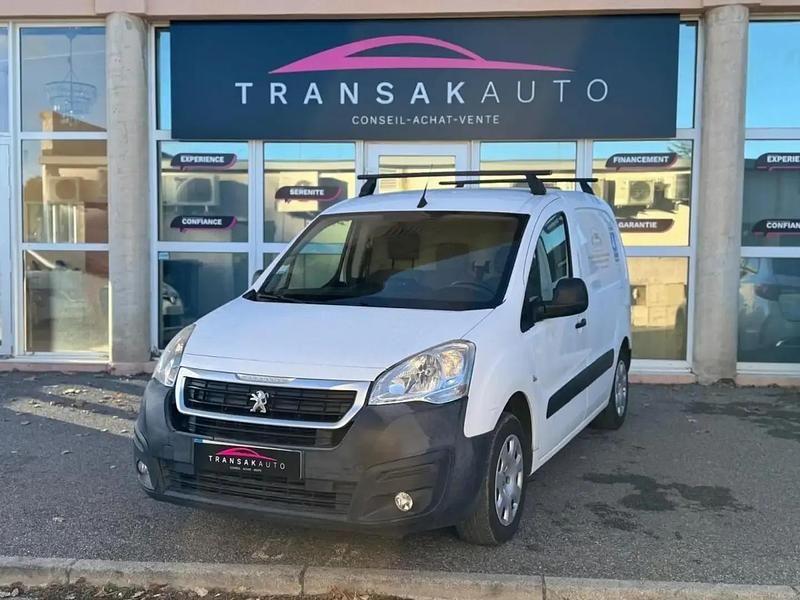 Blanc Occasion 2016 Peugeot Partner Monospace | 6 790 € (Bon prix) - Image 1/4