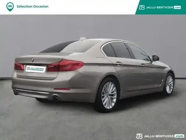 Occasion BMW 520 Luxury Line 184 ch (135 kW) 2018 Champagner quartz Berline