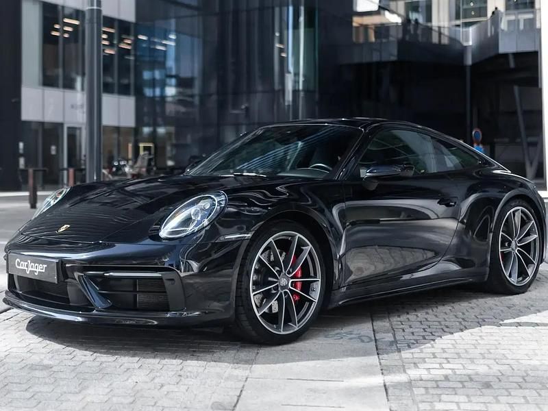 Noir Utilisé 2019 Porsche 911 Carrera S Coupé | 131 990 € (Prix juste) - Image 1/4