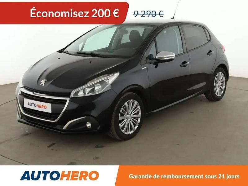 Noir Occasion 2017 Peugeot 208 Style Citadine | 9 090 € (Prix juste) - Image 1/2