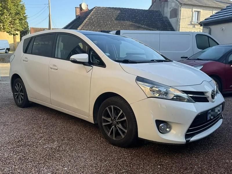 Utilisé 2014 Toyota Verso Monospace | 6 000 € (Prix juste) - Image 1/4
