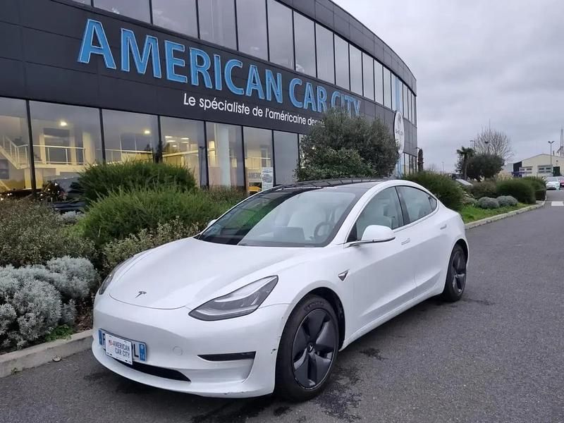 Blanc Occasion 2019 Tesla Model 3 Long Range AWD Berline | 25 990 € (Prix juste) - Image 1/4