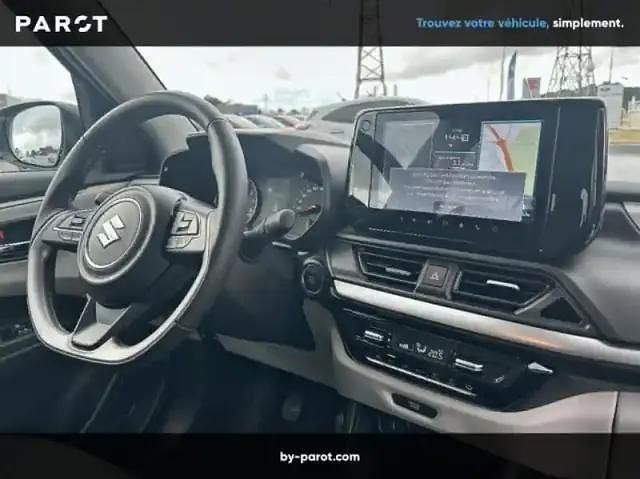 Occasion Suzuki Swift 2025 Jaune métallisé Berline