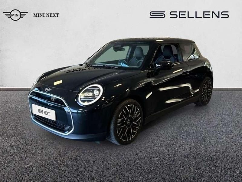 Occasion Mini Cooper Favoured 136 kW (186 ch) 2024 Noir Citadine